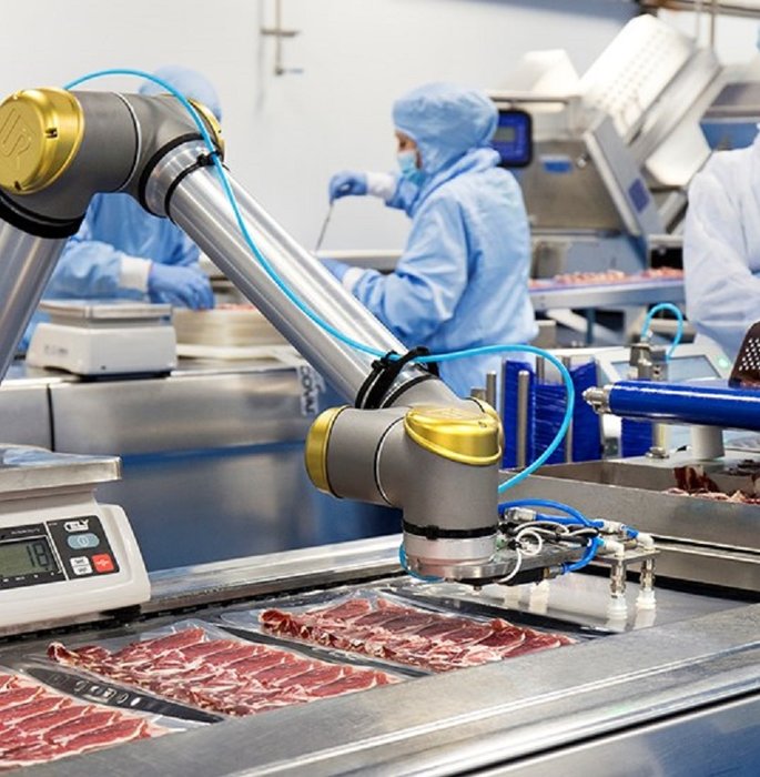 Universal Robots et son Cobot UR10 permettent à la coopérative d'élevage Espagnole COVAP d'améliorer sa productivité